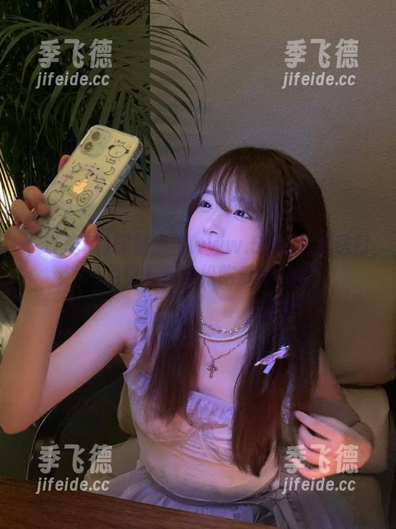 即刻点击www.51吃瓜传送门，免费下载轻松吃瓜新鲜事