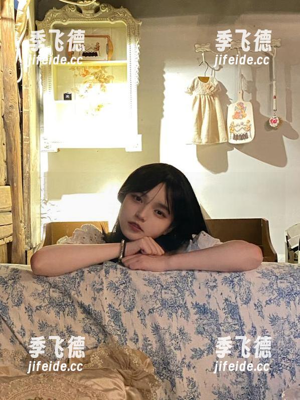 浏览51吃瓜群众网页上的丰富往期内容