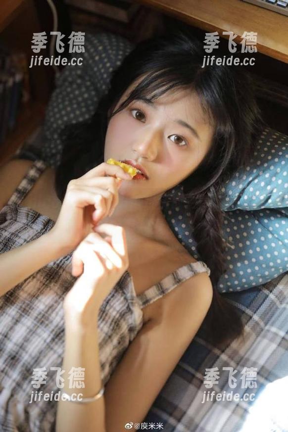 hlcool地址实时更新，精彩吃瓜内容观看不停