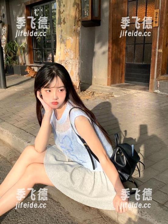 www.吃瓜入口为你呈现最热点瓜闻，精彩分享一网打尽！