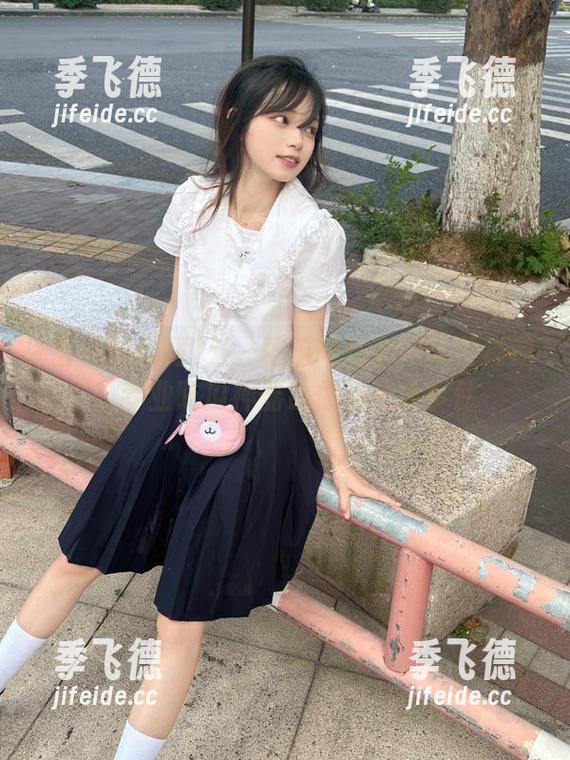 五一吃瓜网站官网入口推荐，专业吃瓜神器助你洞悉大事件