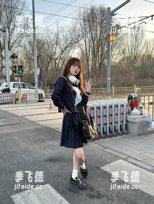 五一吃瓜群众今日吃瓜事件震惊网友，免费吃瓜还能再精彩吗？
