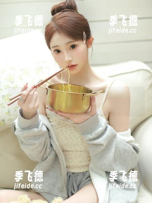 吃瓜列表苹果版专属福利，瓜多精彩不断