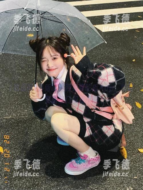 最新吃瓜网免费吃瓜App，实时更新热门瓜点不断