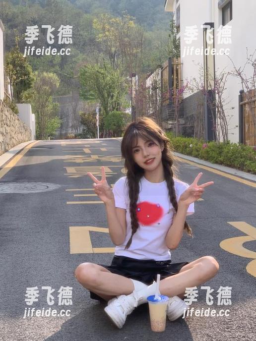 吃瓜网app传送门全新上线，女生专属内容更新