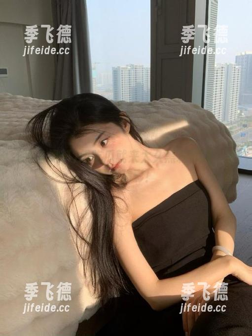 想吃瓜就来太久黑料官网观看最新精彩！
