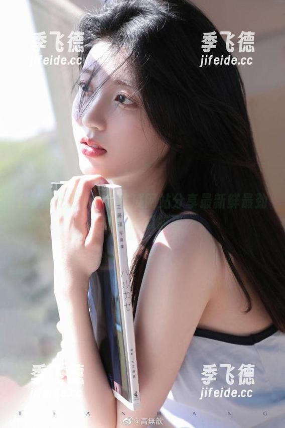 海角吃瓜 海角吃瓜网站分享最新鲜最劲爆的吃瓜故事
