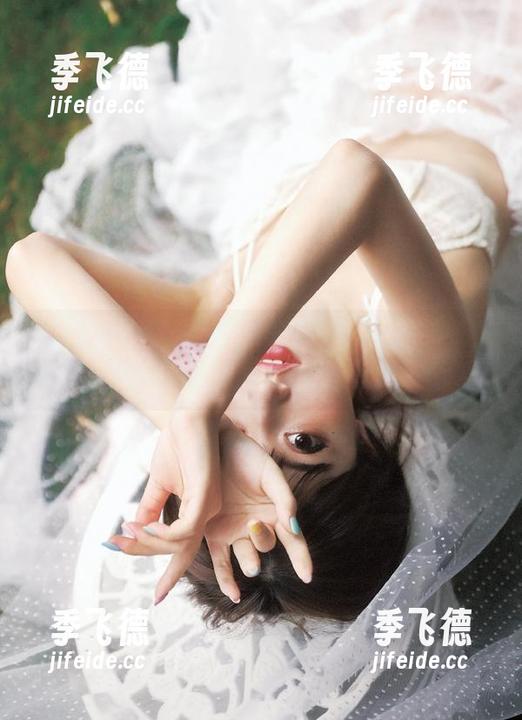 永久不间断的黑料不打烊热点吃瓜传送门，吃瓜吐槽两不误