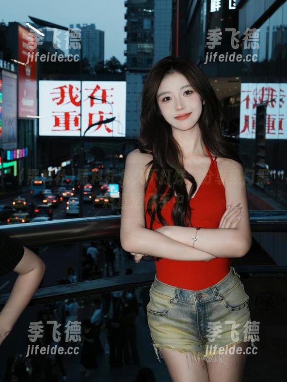 黑料社永久不打烊，分享热门黑料直达你手中