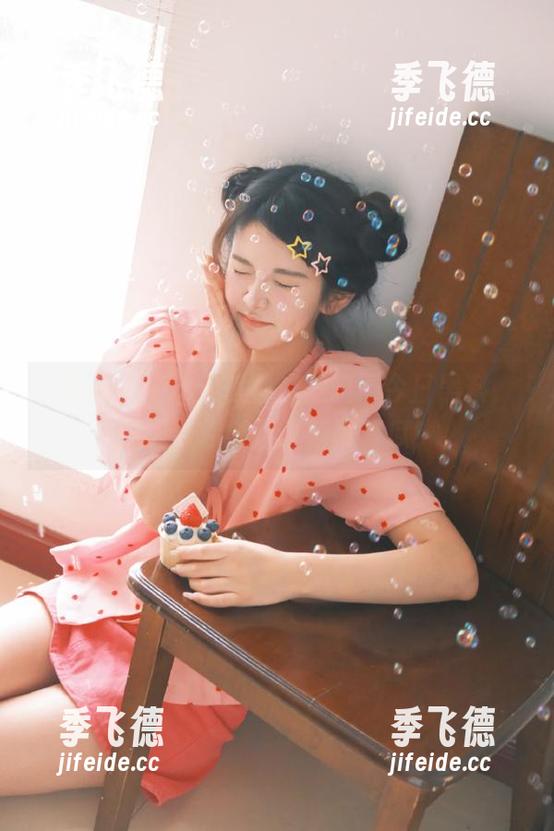 ios入口秒进黑料网今日黑料，妹子带你捕捉最新黑料瓜！